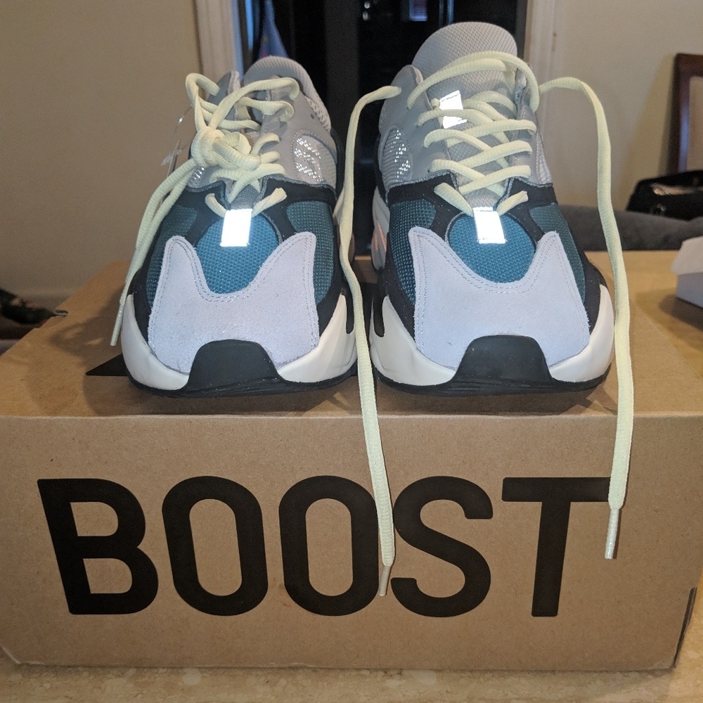 Yeezy Boost 700 Wave Runner